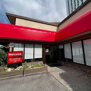  Lodge Econo Village Canadá