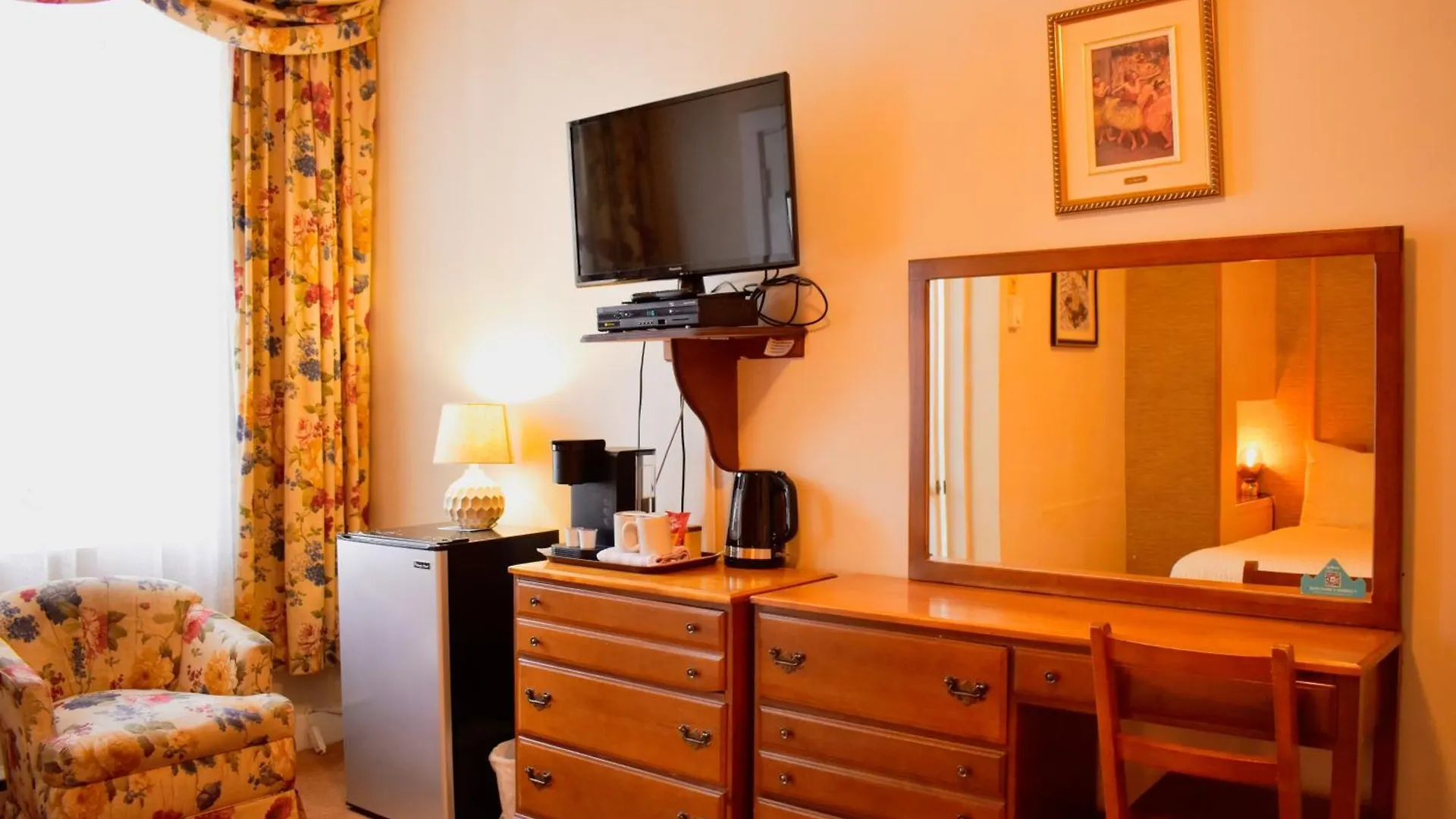 **  Hotel Terrasse Dufferin Quebec City Canada